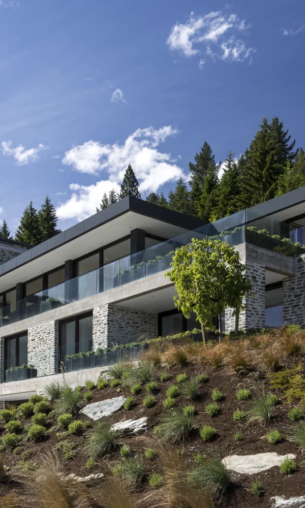 ساخت ویلا شیبدار مدرن