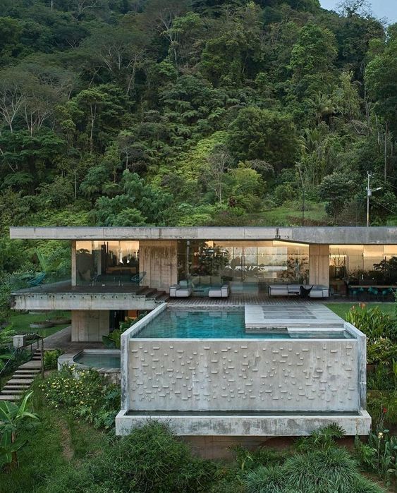 خانه شیبدار