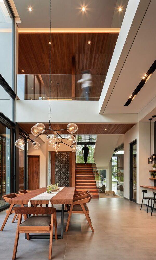 ساخت خانه 1000 متری تا تحویل و آماده سازی برای زندگی