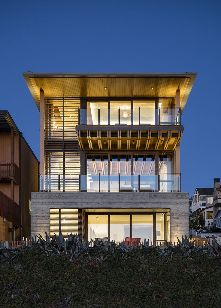 عکس ویلای ساده سه طبقه- بررسی امکانات و تجهیزات ویلای ساده سه طبقه