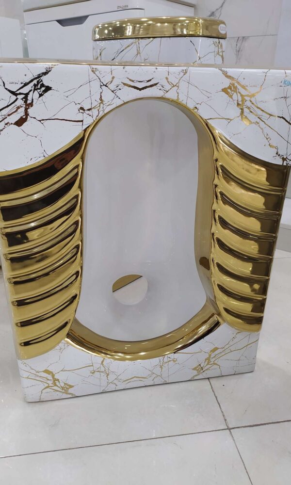 انواع کاسه توالت ایرانی و مزایای استفاده از توالت ایرانی