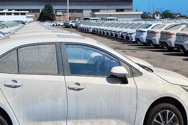 تبدیل پلاک خودروهای مناطق آزاد متوقف ماند