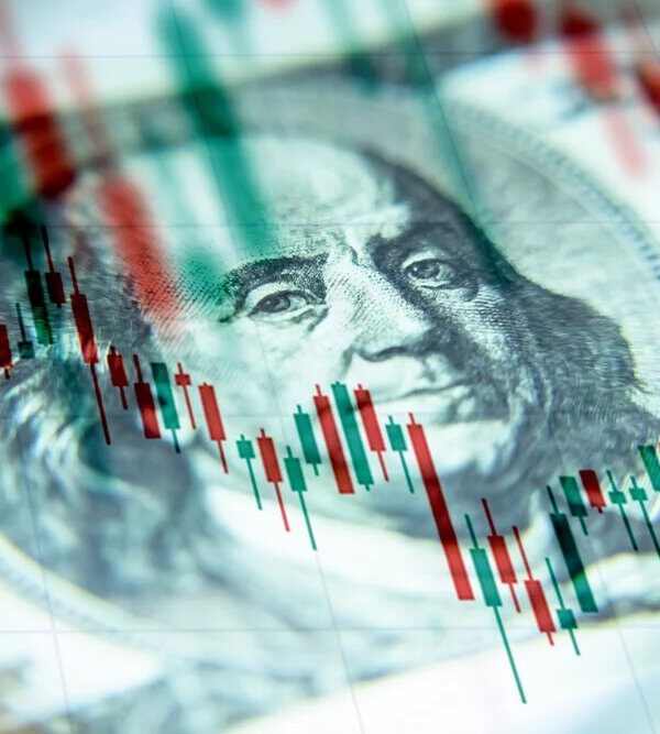 جبران کسری بودجه با جهش ارزی، نظام مالی را در چرخه بی‌پایان گرفتار کرد