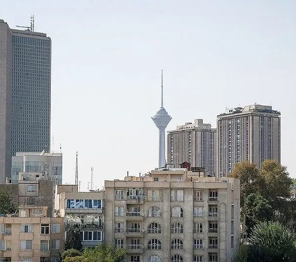 پیشبینی مهم نایب رییس اتحادیه املاک درباره قیمت مسکن در اردیبهشت سال آینده/ الان خانه بخریم بهتر است یا صبر کنیم؟