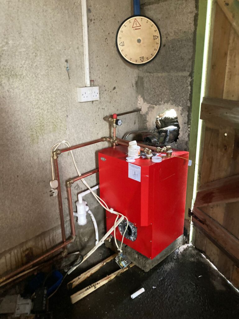 تعمیر و نگهداری بویلر Condensing در موتورخانه ویلا با رعایت استانداردهای ایمنی
